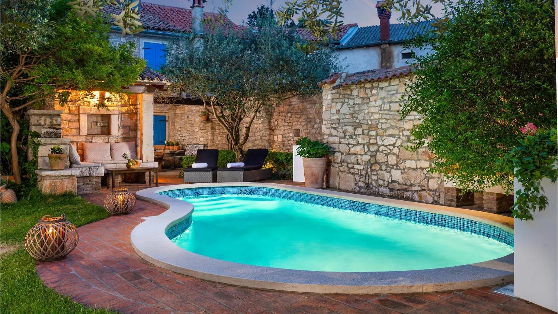Amazing Home In Krnica With Wifi