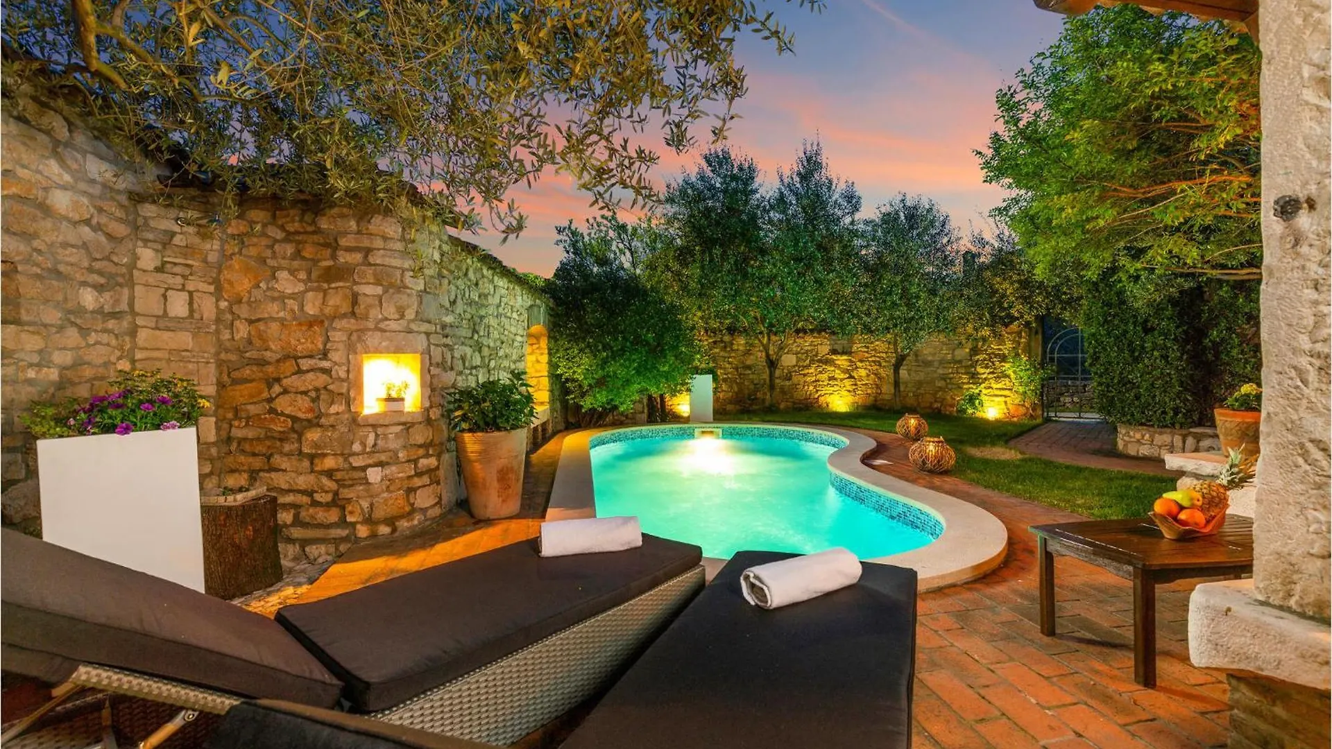Amazing Home In Krnica With Wifi Feriehus
