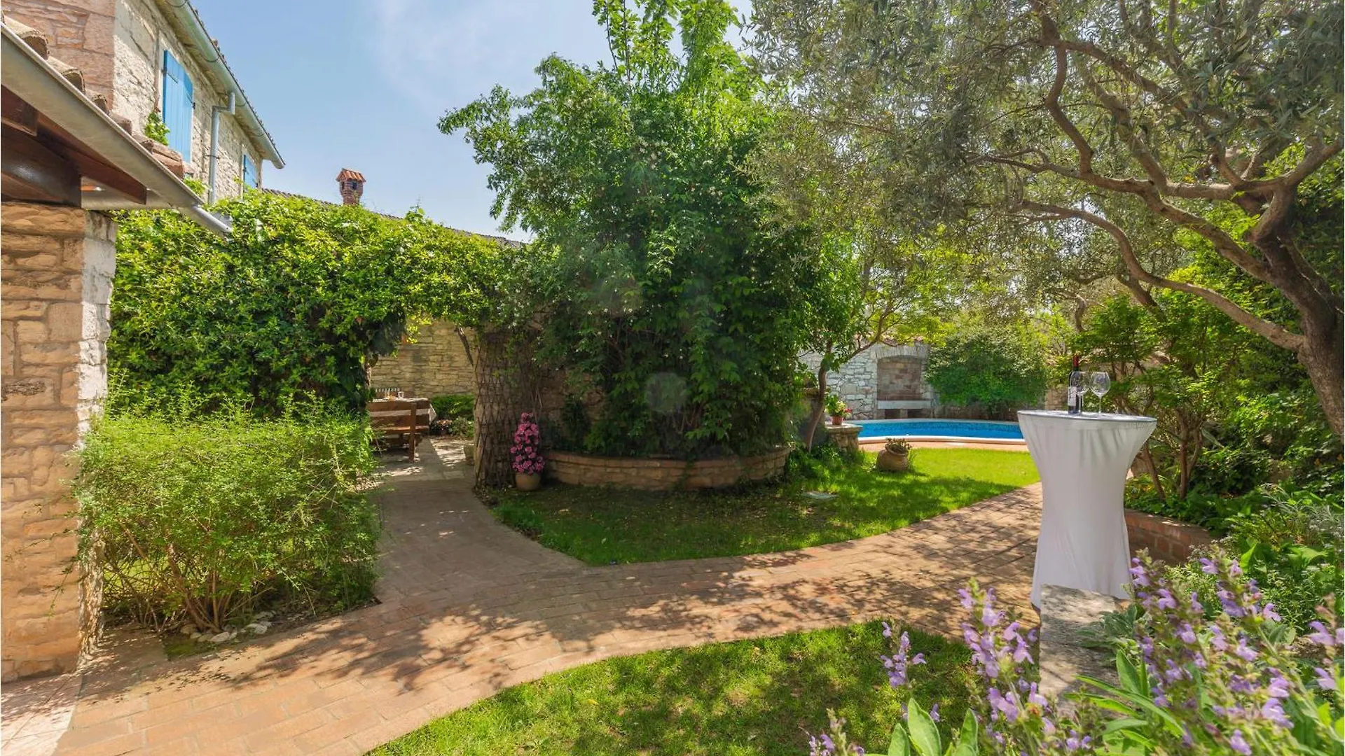 Amazing Home In Krnica With Wifi 0*,