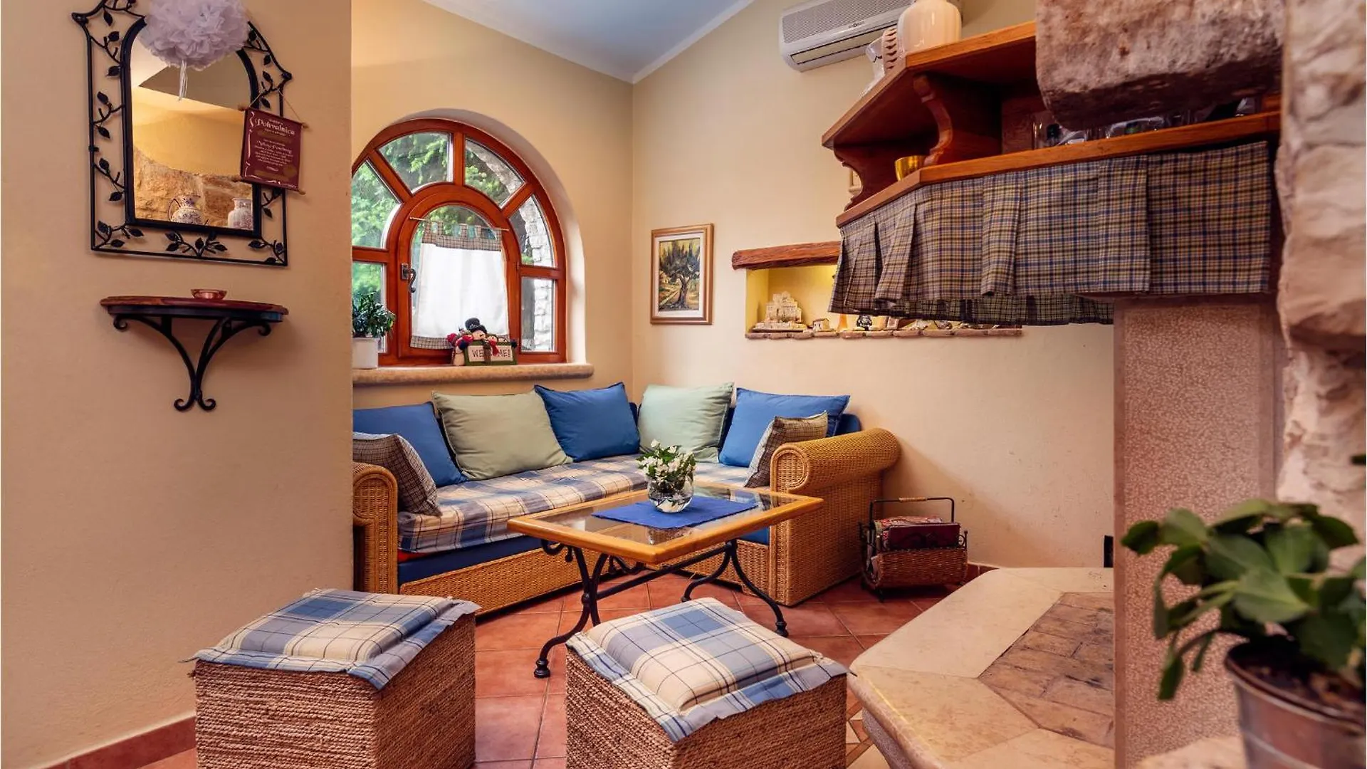 Amazing Home In Krnica With Wifi Feriehus